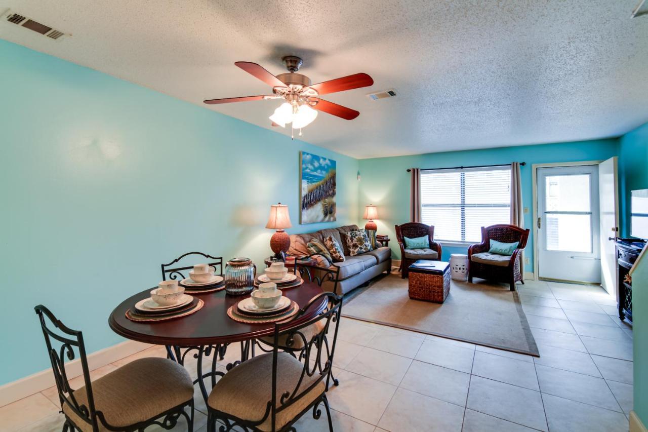 Destin Townhome With Balcony - Walk To The Beach! Екстер'єр фото